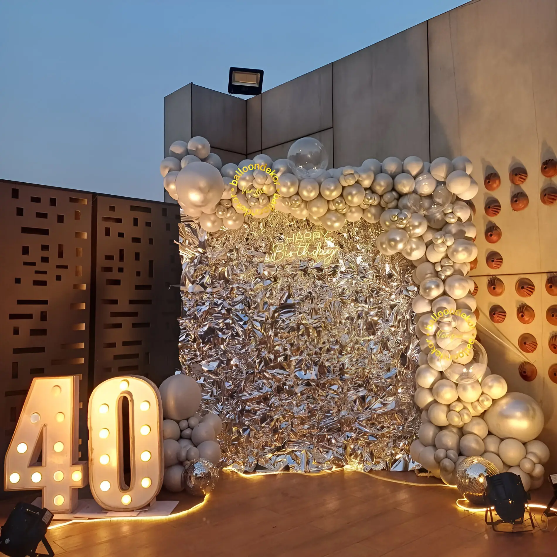 40th Birthday Bash Decor
