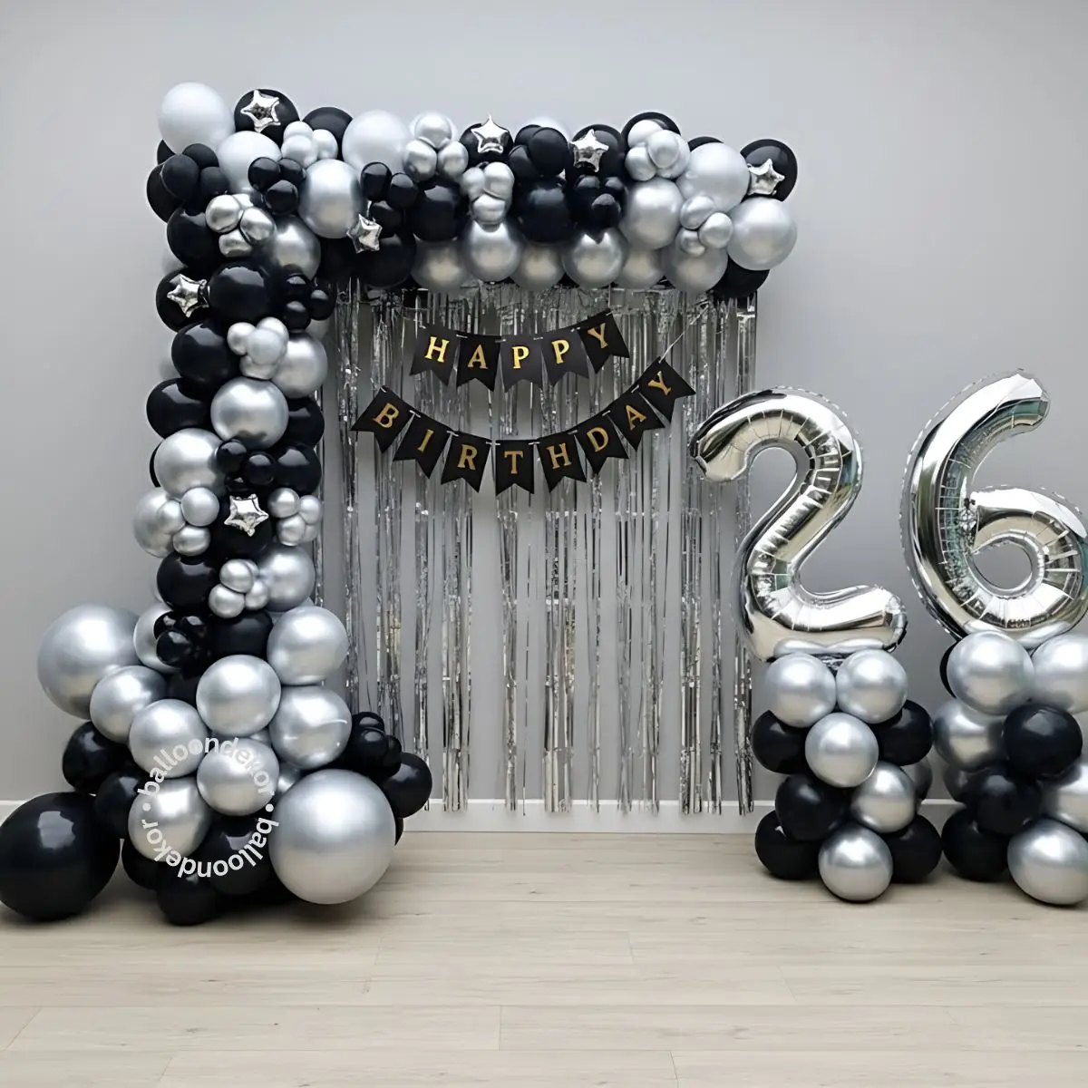 Chrome Balloons Decoration on wall for birthday