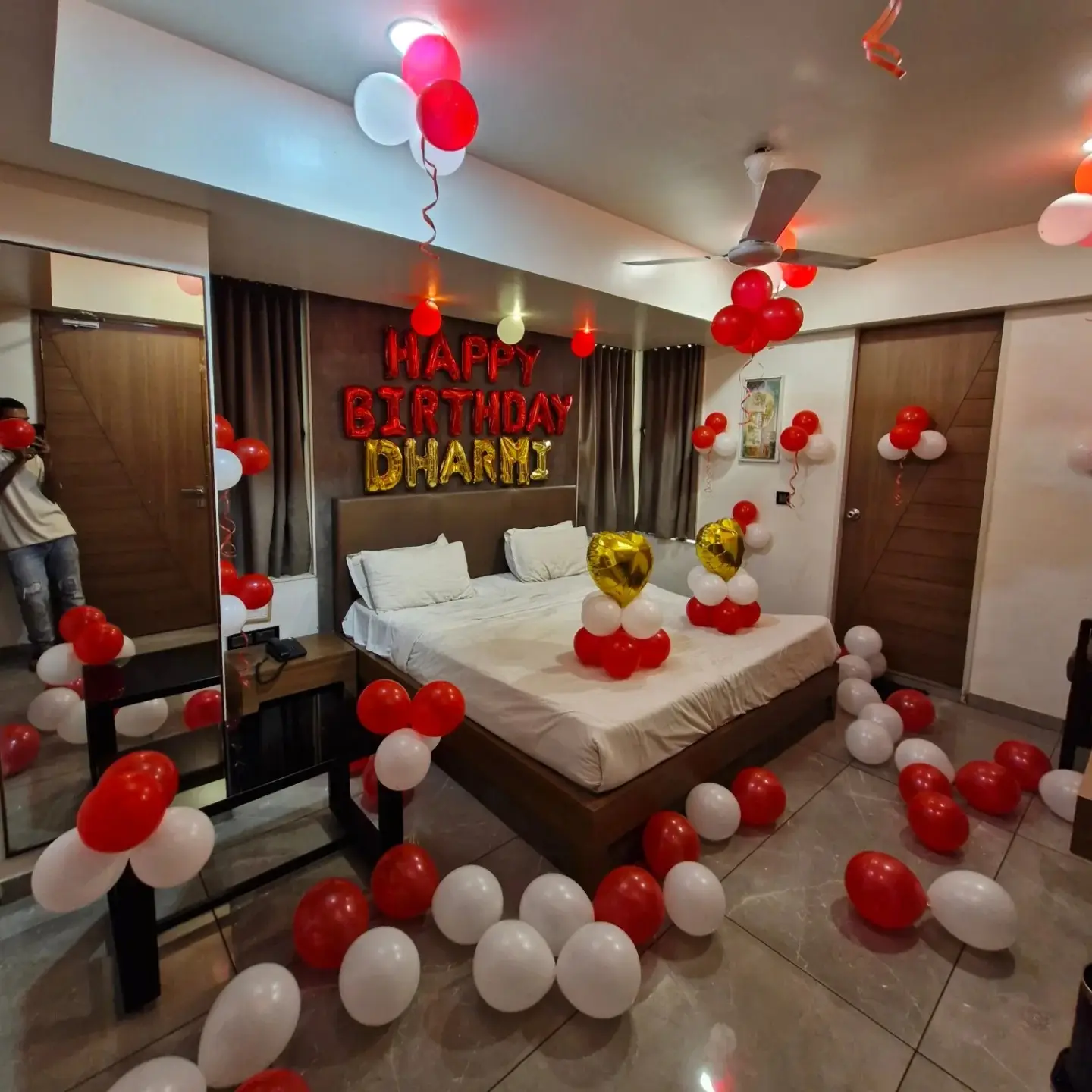 Midnight Celebration Room Decor