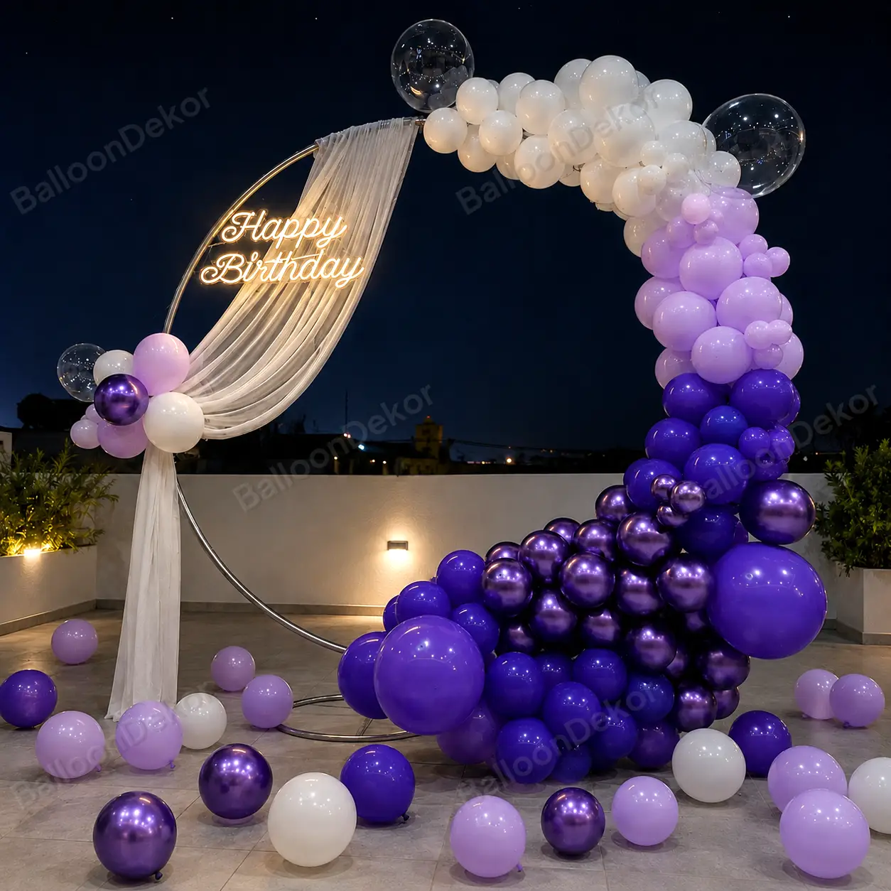 Elegant Purple Birthday Ring Decor — photo 2
