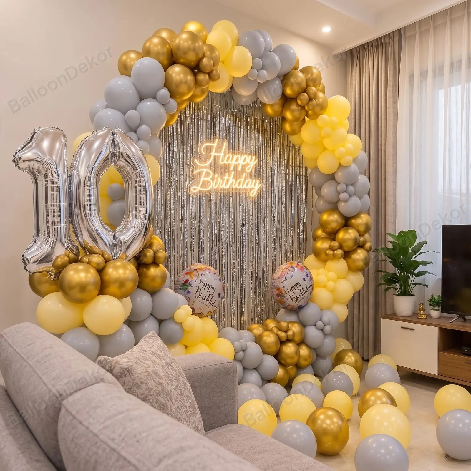 Golden 10th Birthday Ring Decor — photo 2