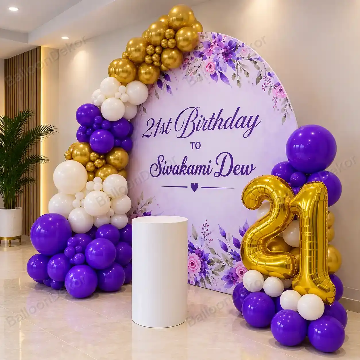 Royal Celebration 21st Birthday Decoration — thumbnail 2