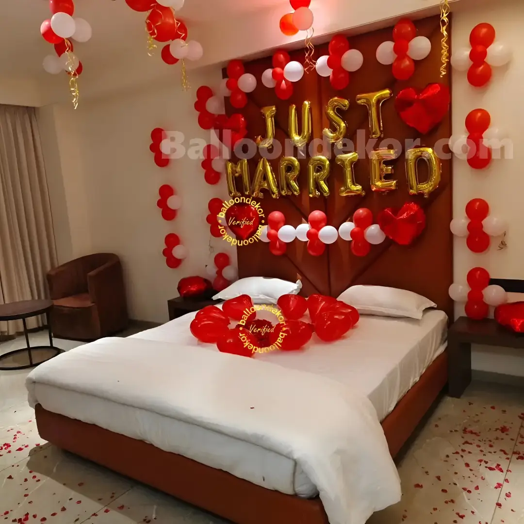 Balloon Decoration for First Night — First Wedding Night Decoration in Kolkata in Kolkata