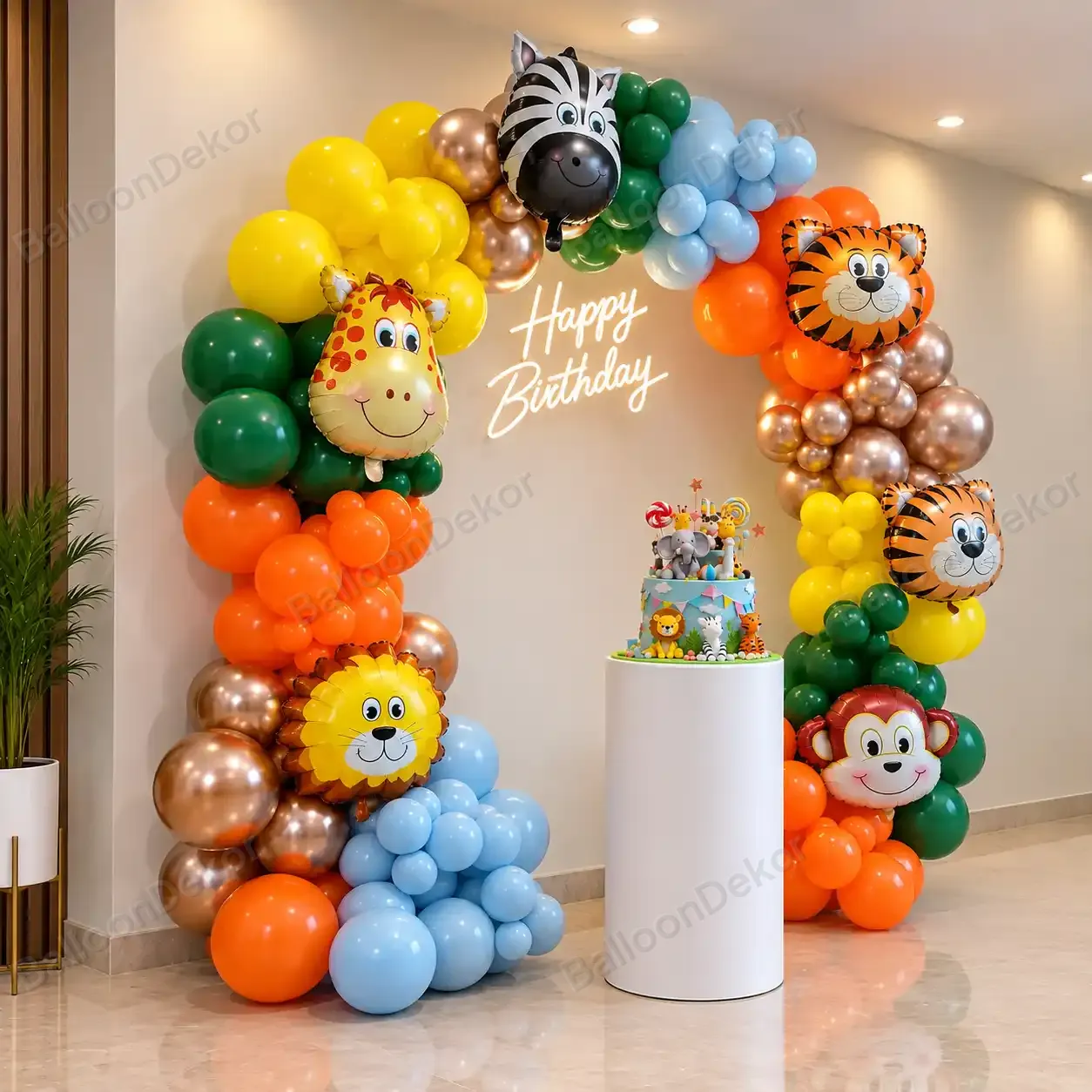 Jungle Safari Birthday Party Decor — thumbnail 2