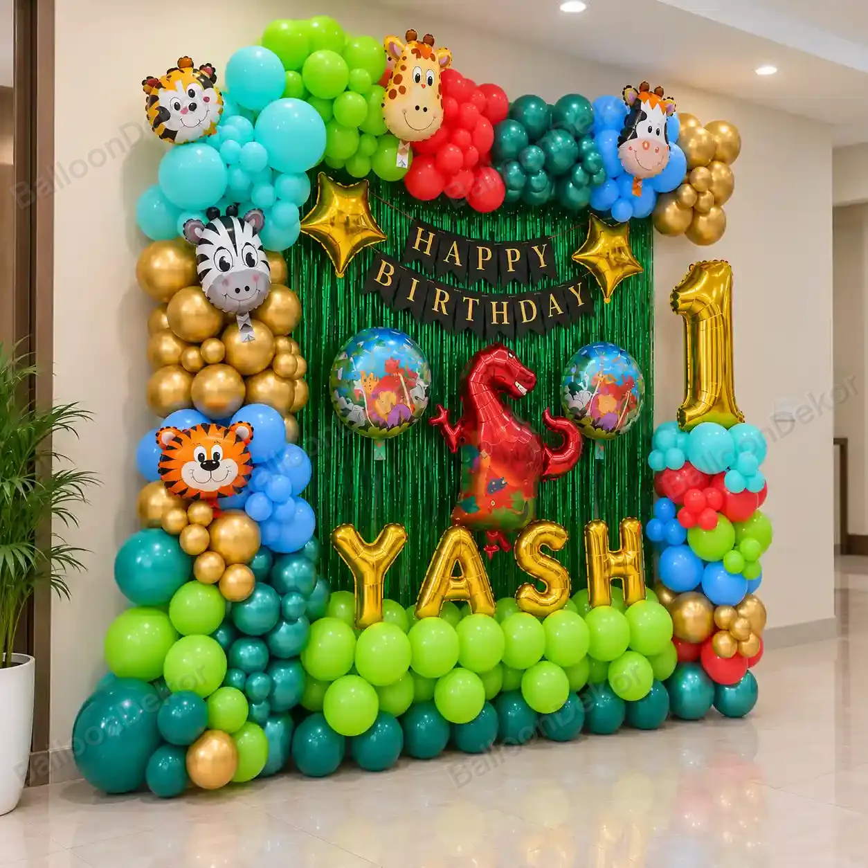 Tropical Jungle Theme Balloon Decoration — thumbnail 2