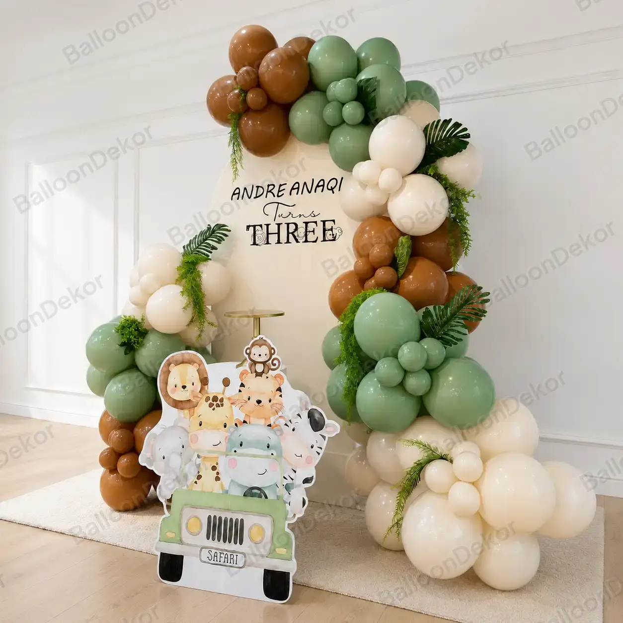 Wild Jungle Adventure Birthday Decoration — thumbnail 2
