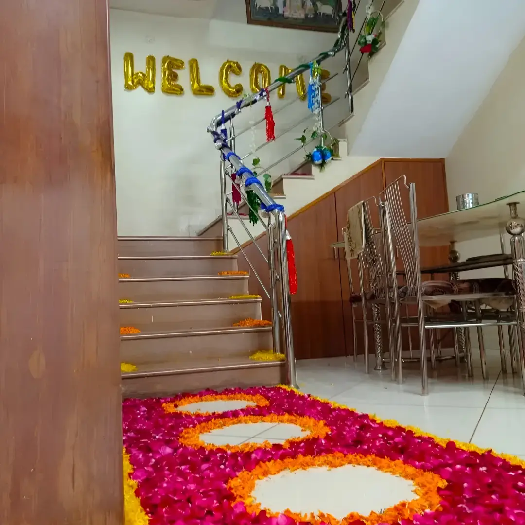 Bride Entry Decoration with Flowers — thumbnail 2