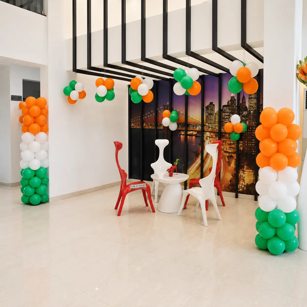 Unique Independence Day Office Event Decor — thumbnail 2