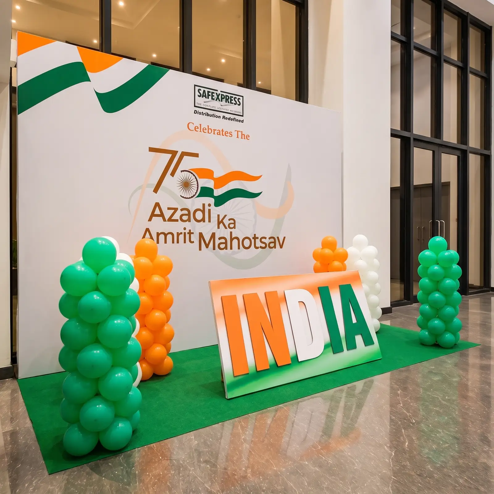 Luxury Tricolor Office Decoration for Independence Day — thumbnail 2