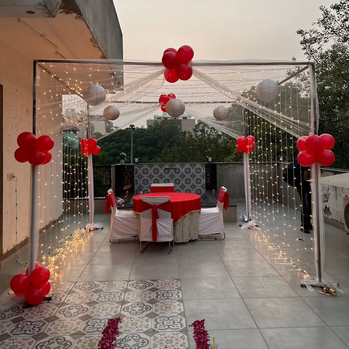 Rooftop Birthday Surprise Decor