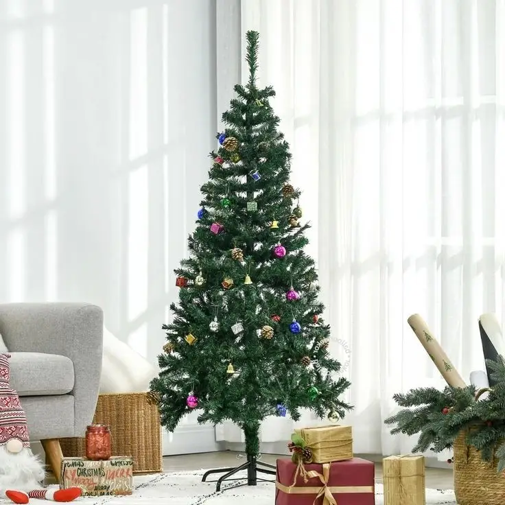 Simple Decorated Christmas Tree