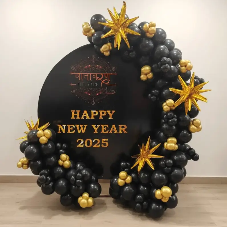 Black Gold Starry New Year Setup