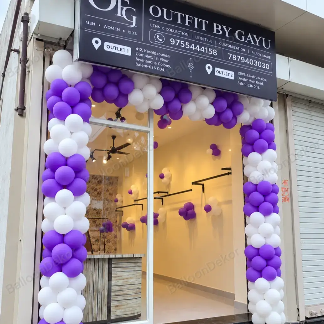 Balloon Decoration for Shop Entrance — thumbnail 2