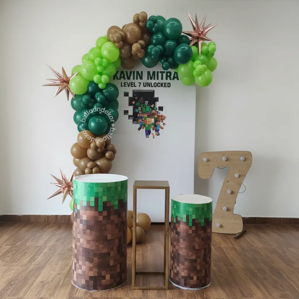Minecraft Birthday Balloon Decor